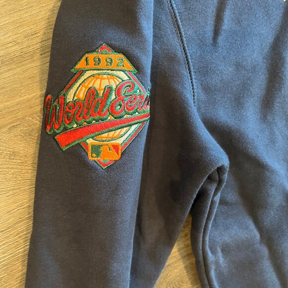 Toronto Blue Jays- Cooperstown Classic New Era 1992 World Series Hoodie- Size L - Picture 9 of 9